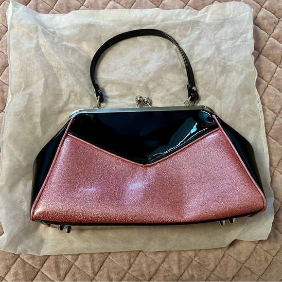 Sourpuss Sputnik Backseat Baby Pink and Black Handbag - Picture 3 of 4